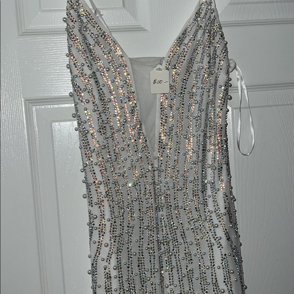 Beaded white mini dress! - Picture 2 of 3